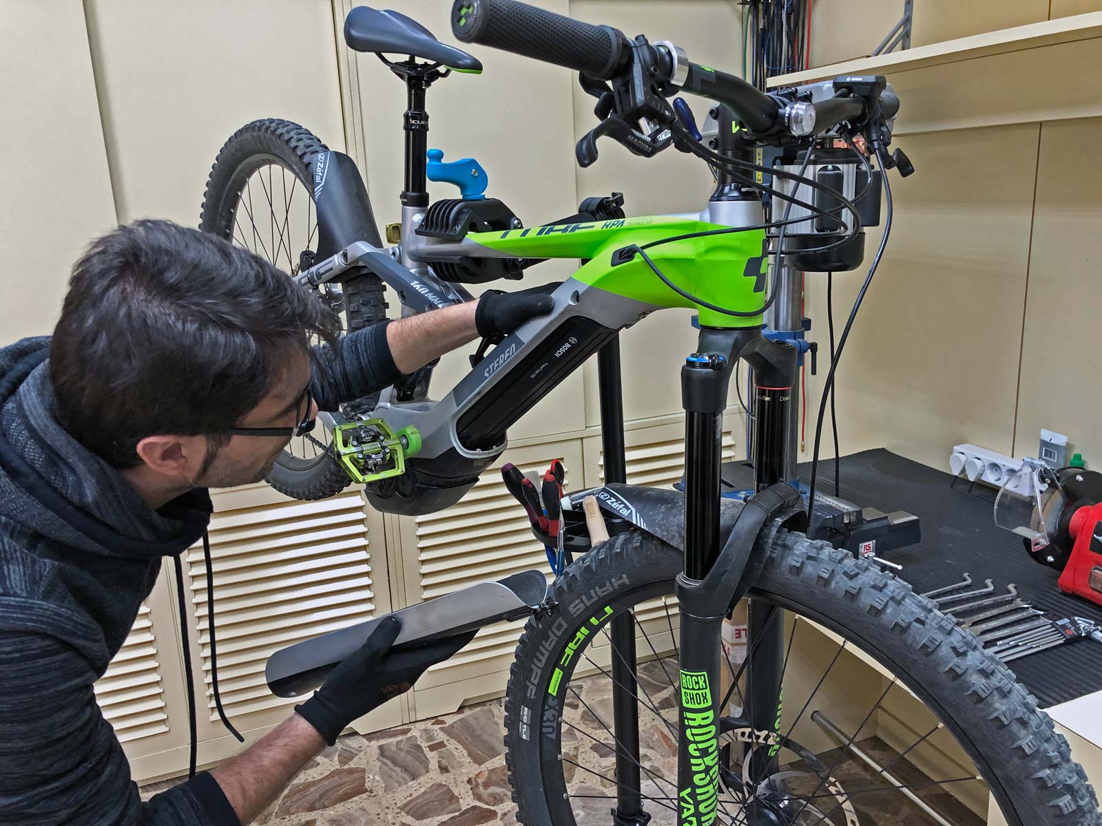 ▷ Taller de Reparación de Bicicletas Eléctricas en ¡¡LLÁMANOS!!